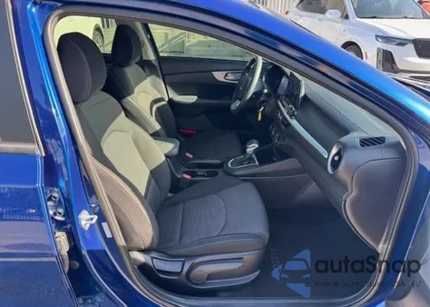 2022 Kia Forte Fe из США, поврежденный, VIN 3KPF24AD4NE464503